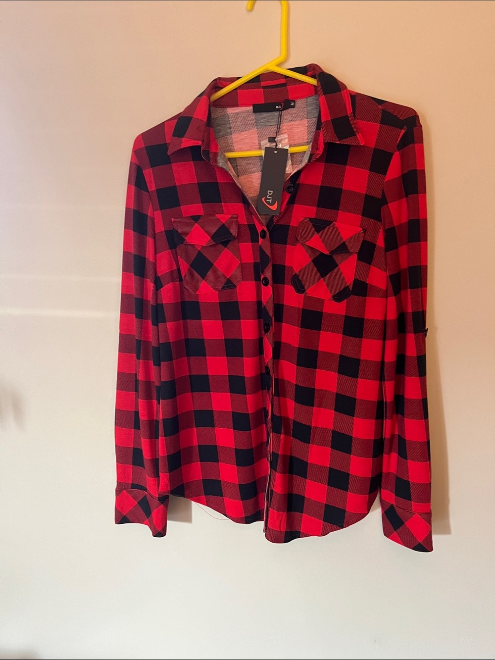 GOO Red & Black Plaid Button-Down Shirt - Classic Collared Top